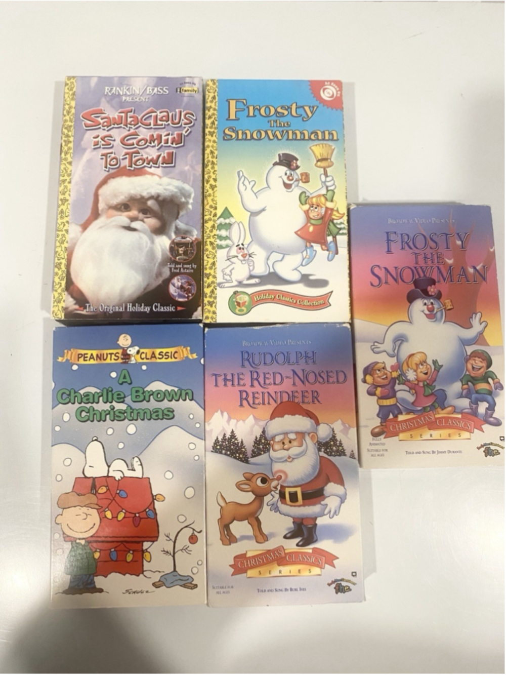 Vintage Christmas VHS Lot 5 Rudolph Frosty Charlie Brown Rankin Bass Holiday